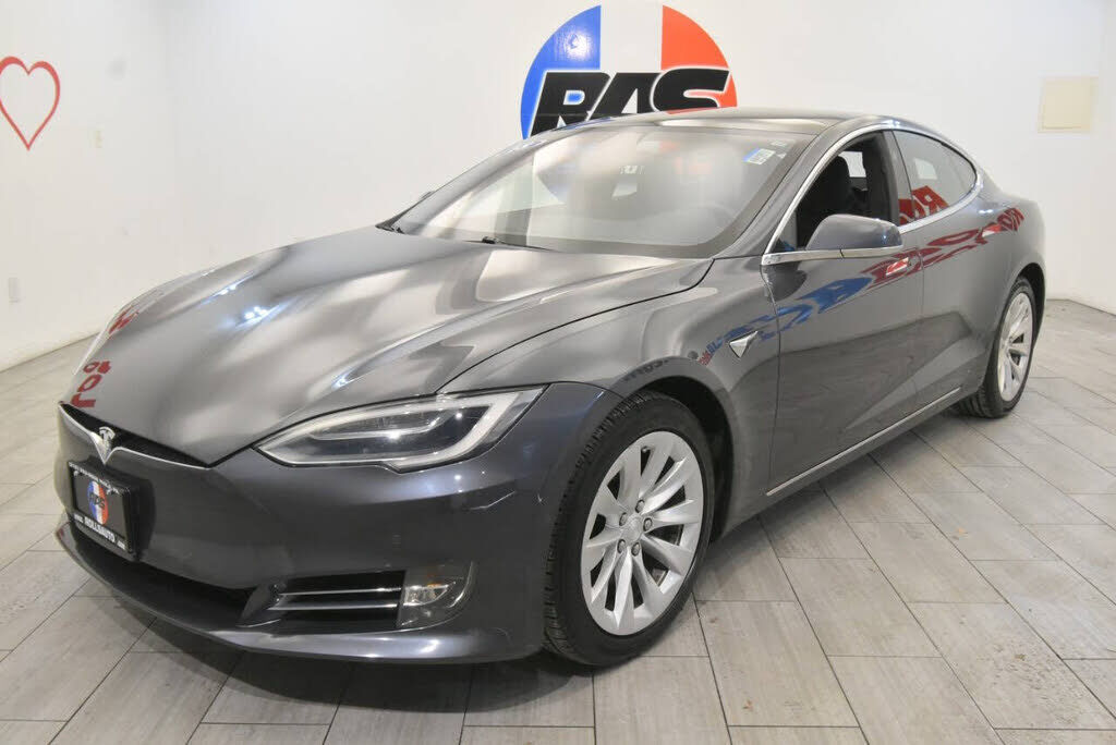 2018 TESLA Model S