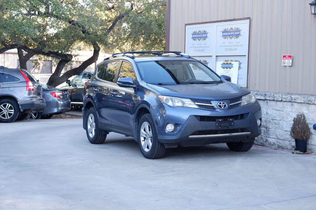 2014 TOYOTA RAV4