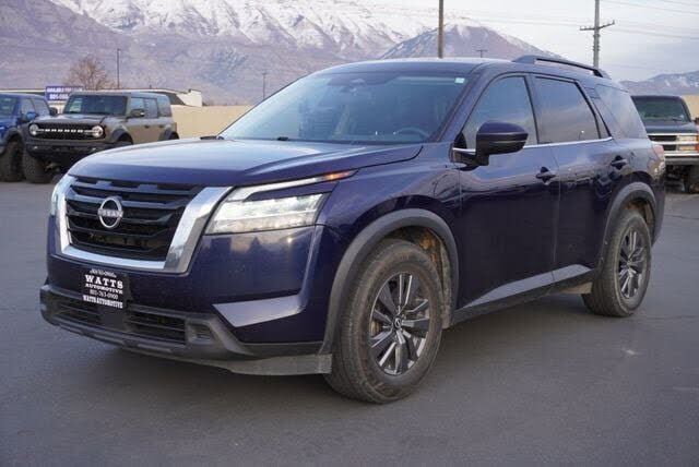 2022 NISSAN Pathfinder
