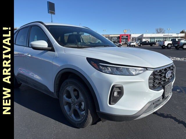 2025 FORD Escape