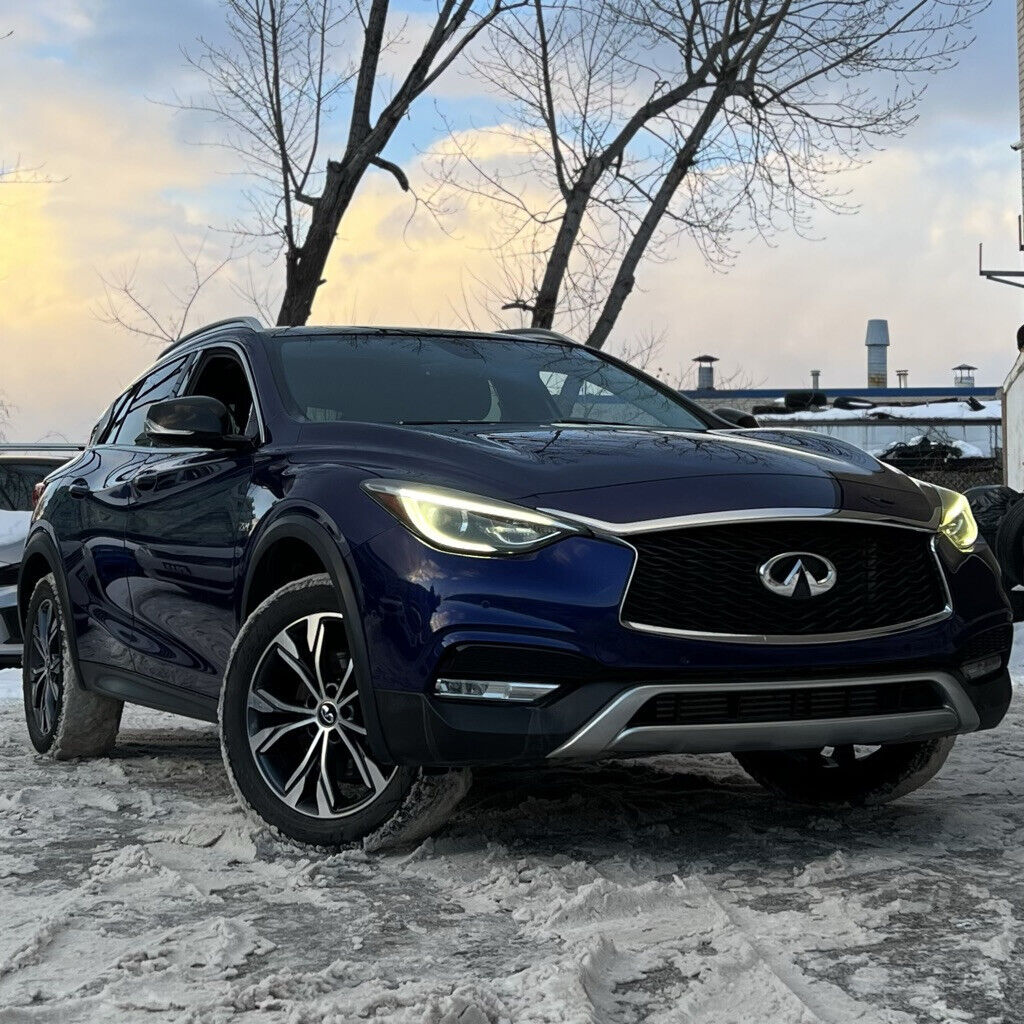 Infiniti QX30