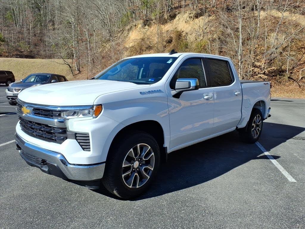 2025 CHEVROLET Silverado