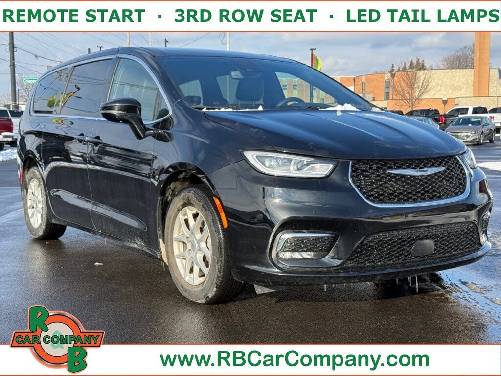 2025 CHRYSLER Pacifica