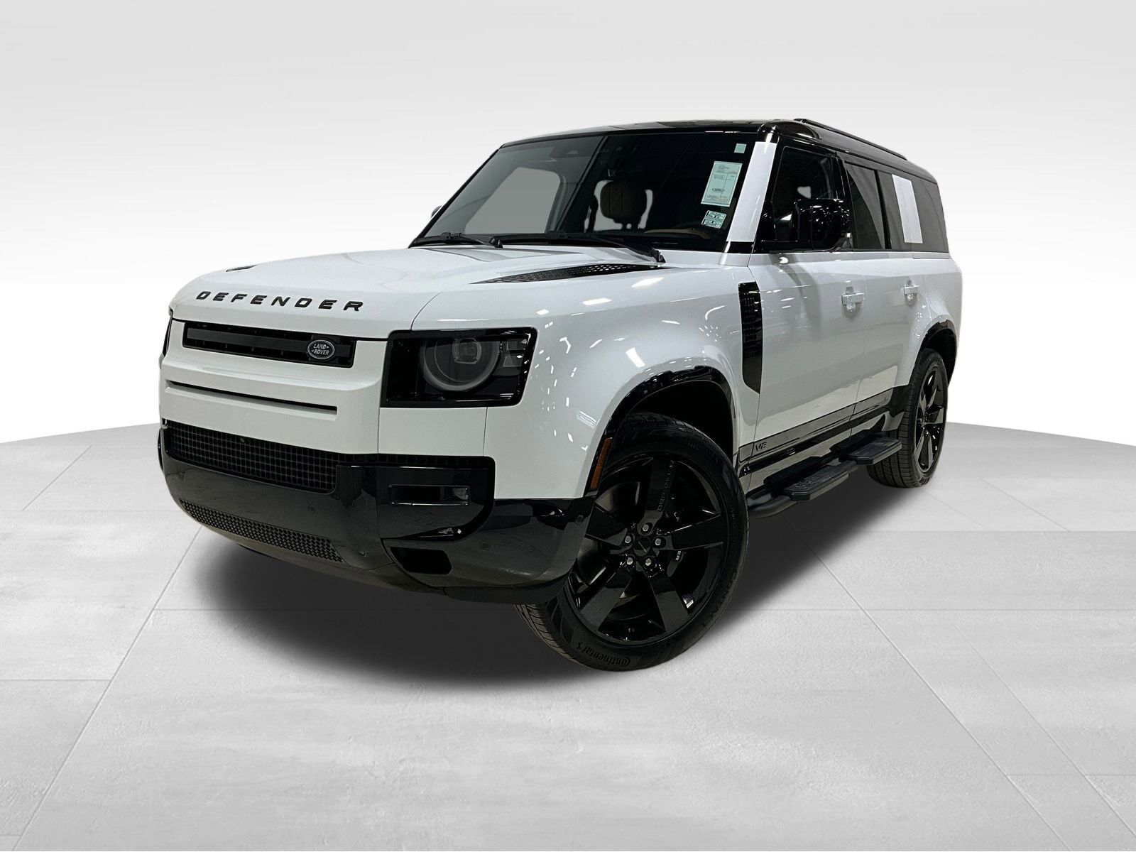 2026 LAND ROVER Defender