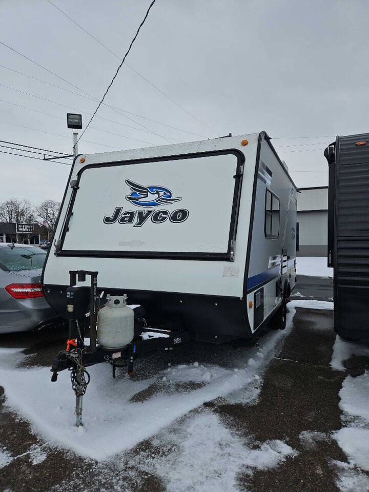 2018 JAYCO Hybrid Trailer