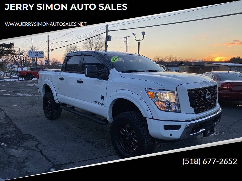 2023 Nissan Titan