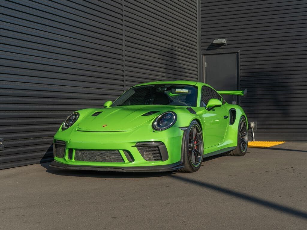 2019 PORSCHE 911