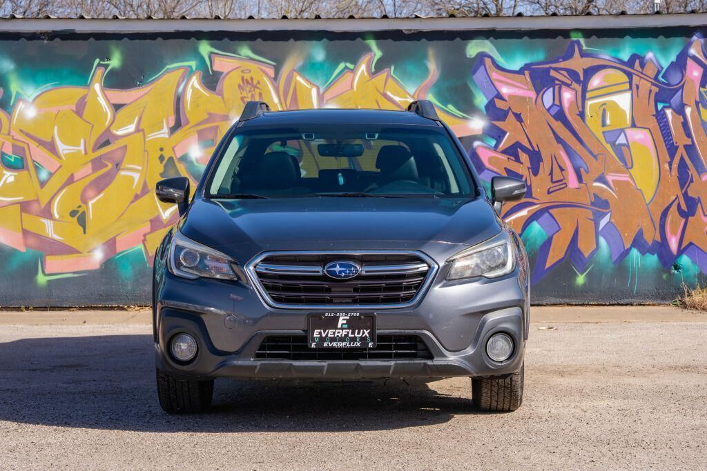 2018 SUBARU Outback