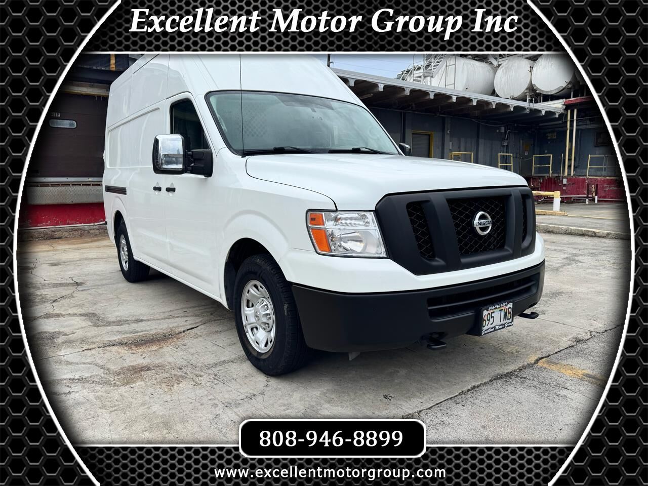 2017 NISSAN NV