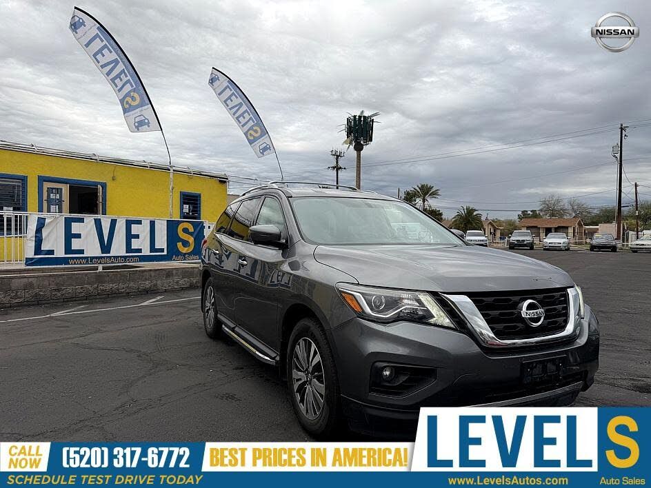 2020 NISSAN Pathfinder