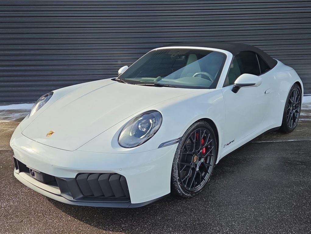 2025 PORSCHE 911