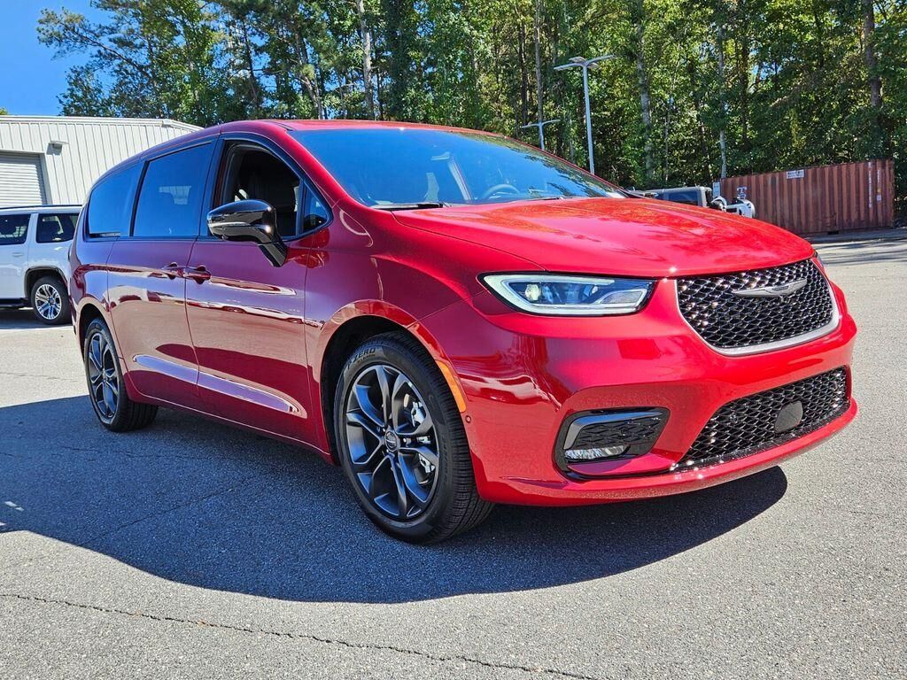 2026 CHRYSLER Pacifica