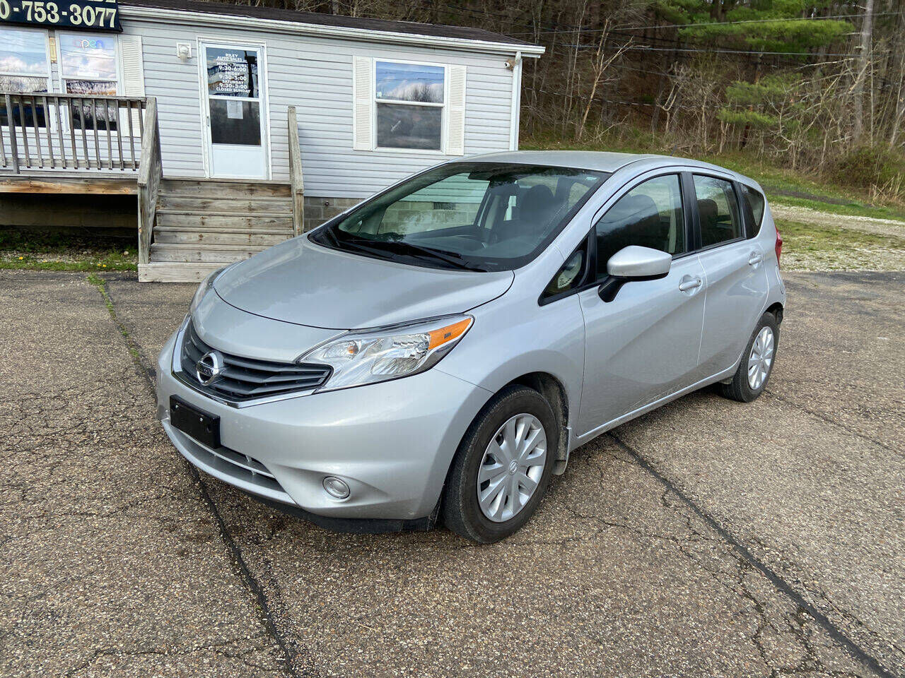 2015 NISSAN Versa