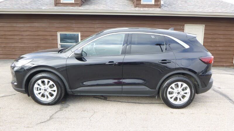2023 FORD Escape