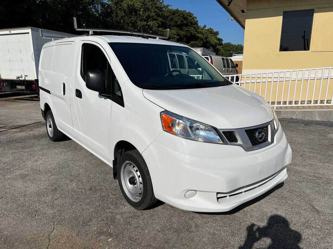 2020 NISSAN NV200