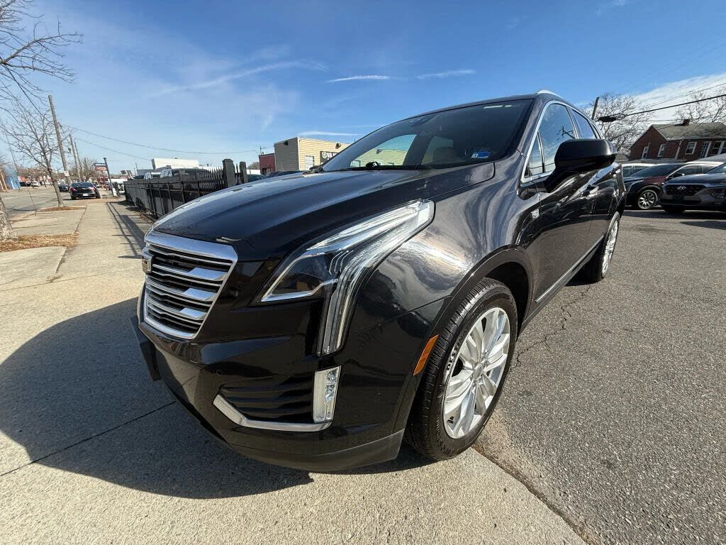 2017 CADILLAC XT5
