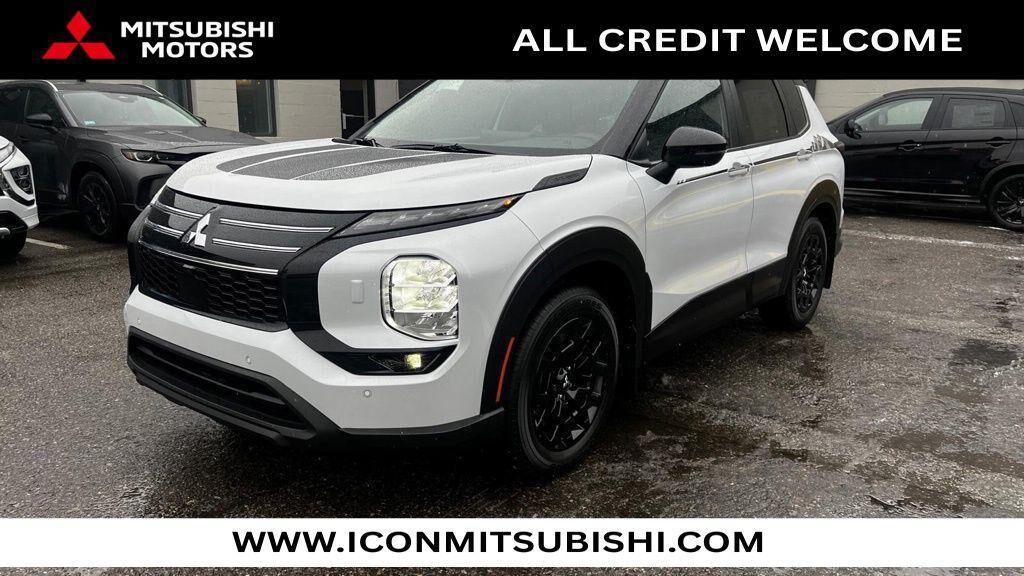 2025 MITSUBISHI Outlander