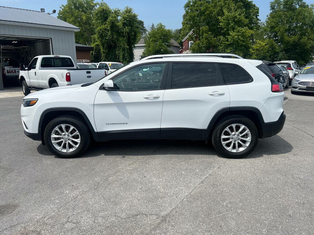 2020 JEEP Cherokee