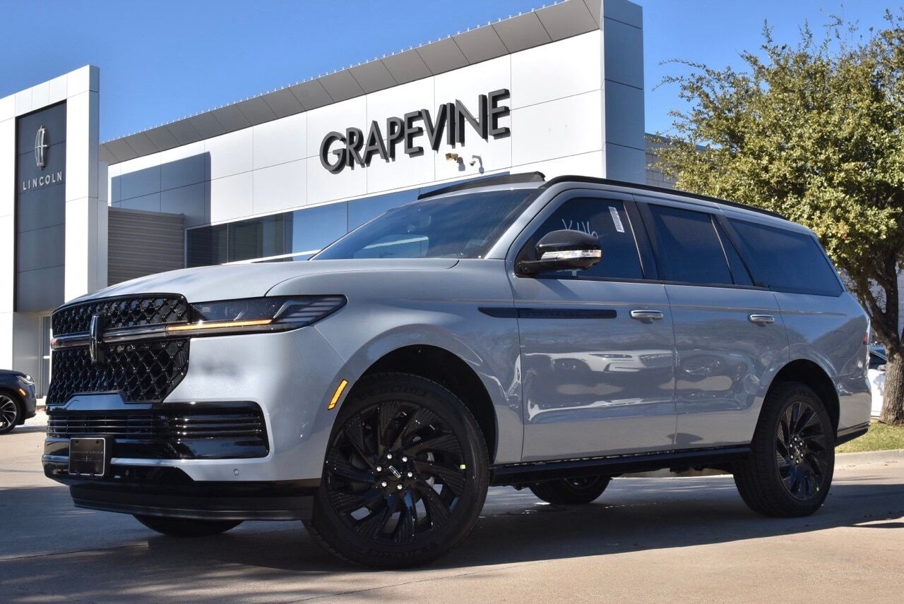 2025 LINCOLN Navigator