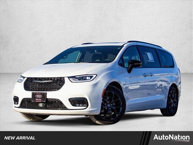 2025 CHRYSLER Pacifica