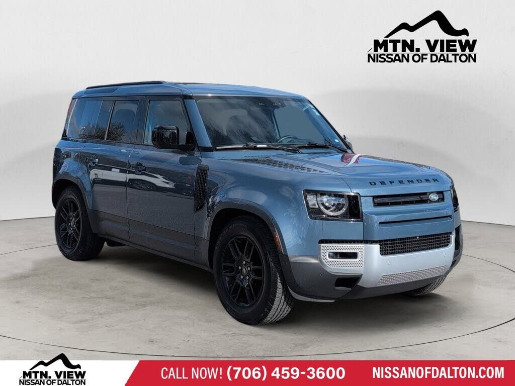 2024 LAND ROVER Defender