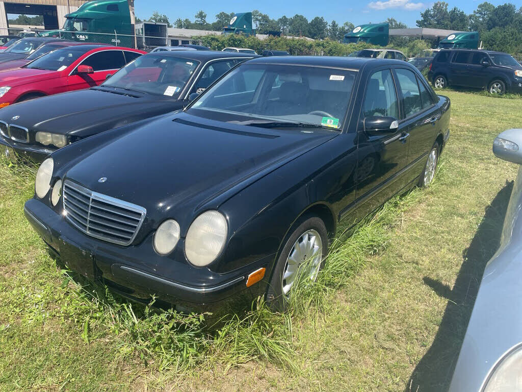 2000 MERCEDES-BENZ E-Class