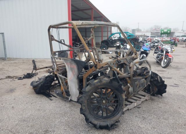 2019 CAN-AM Defender/Traxter - XMR