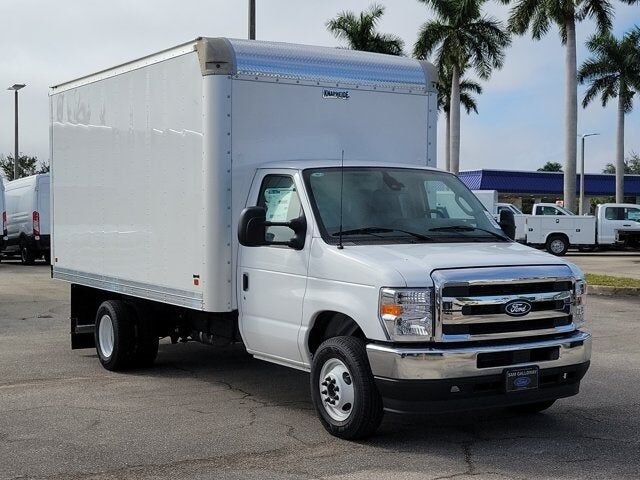 2026 FORD E-450