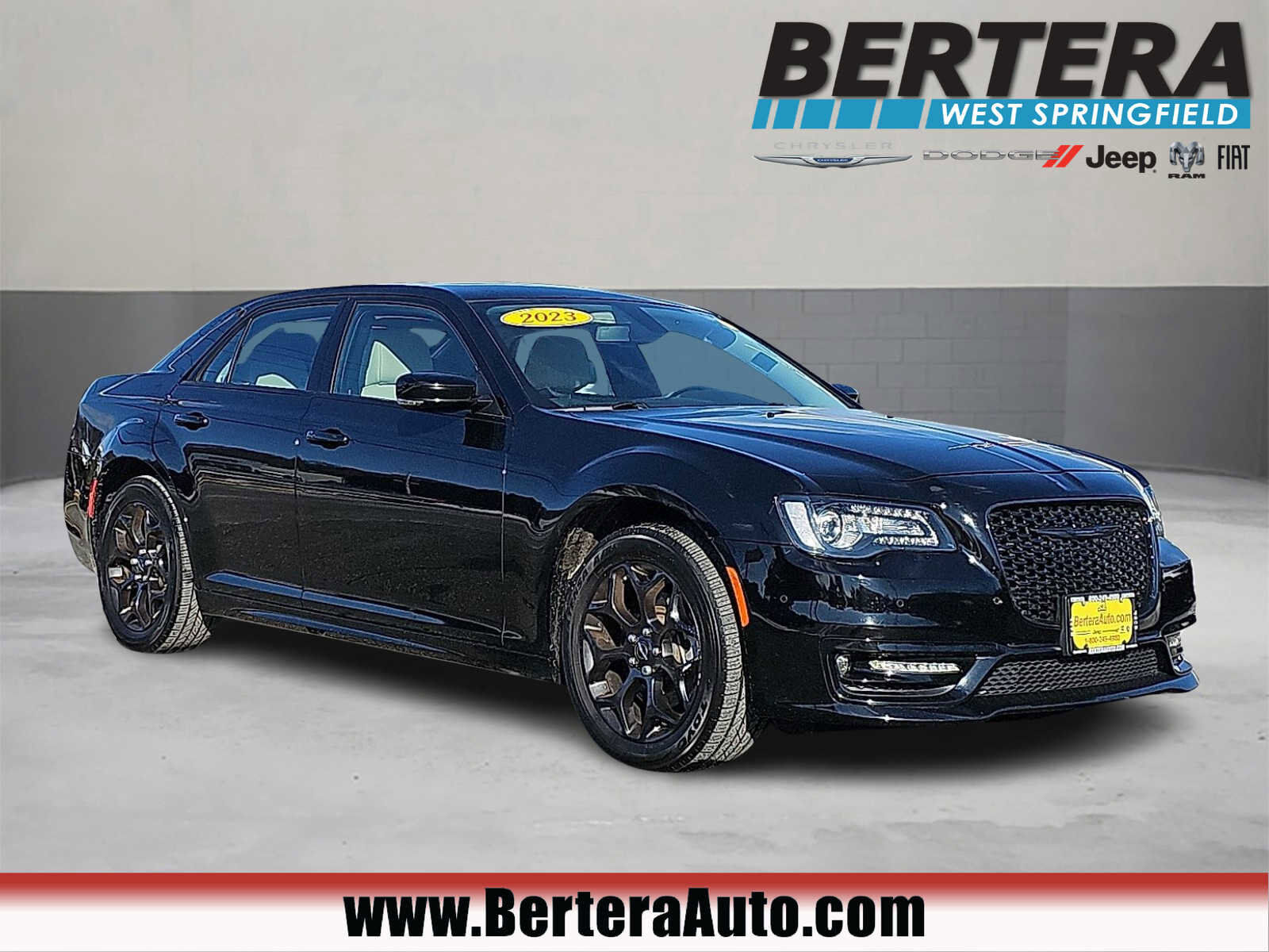 2023 CHRYSLER 300