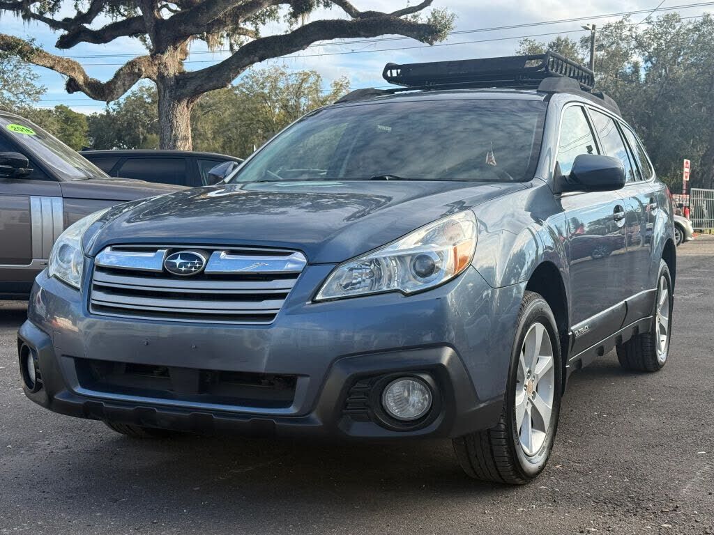 2013 SUBARU Outback