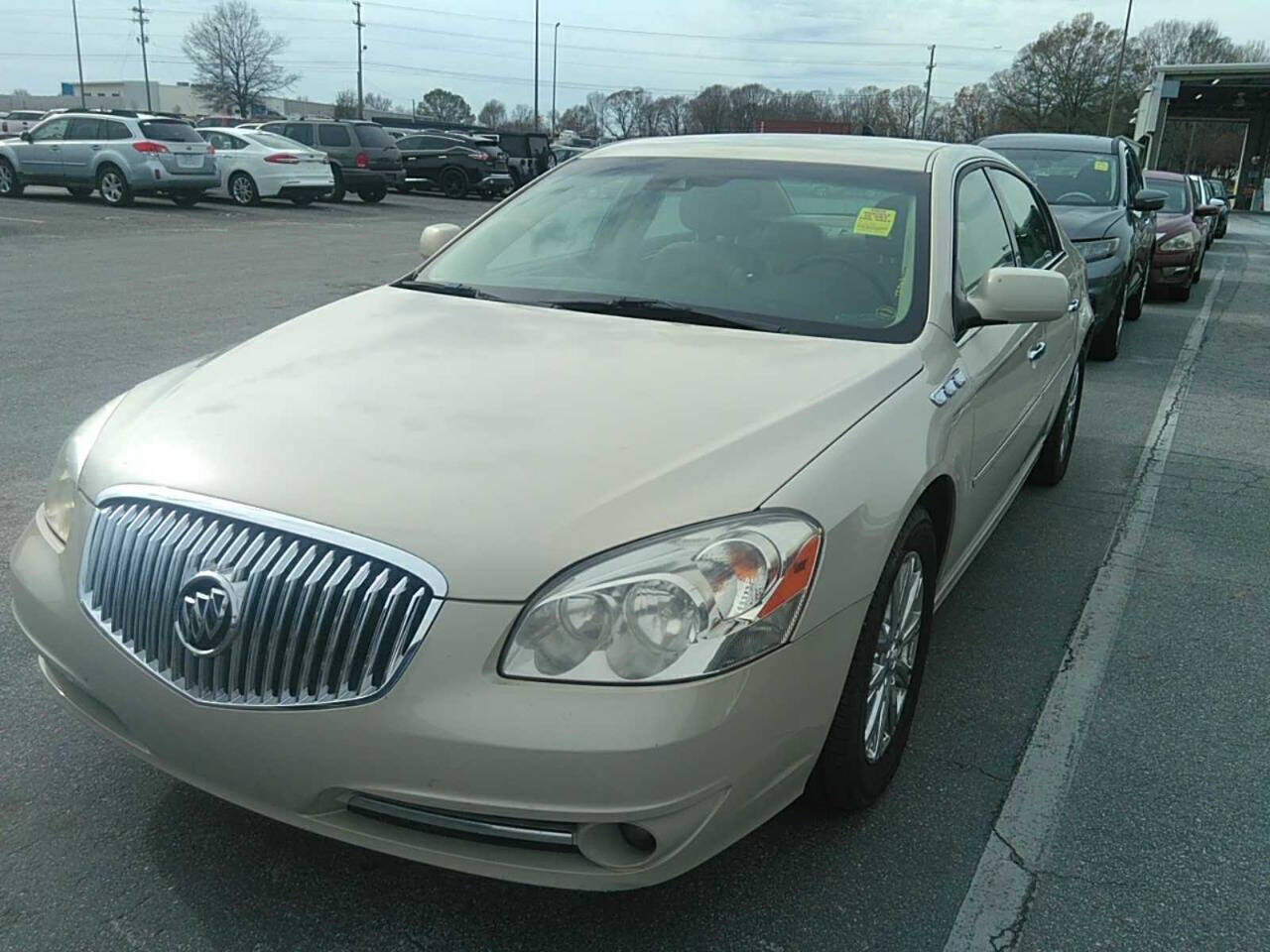 2011 BUICK Lucerne