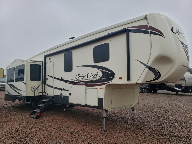 2018 FOREST RIVER Cedar Creek