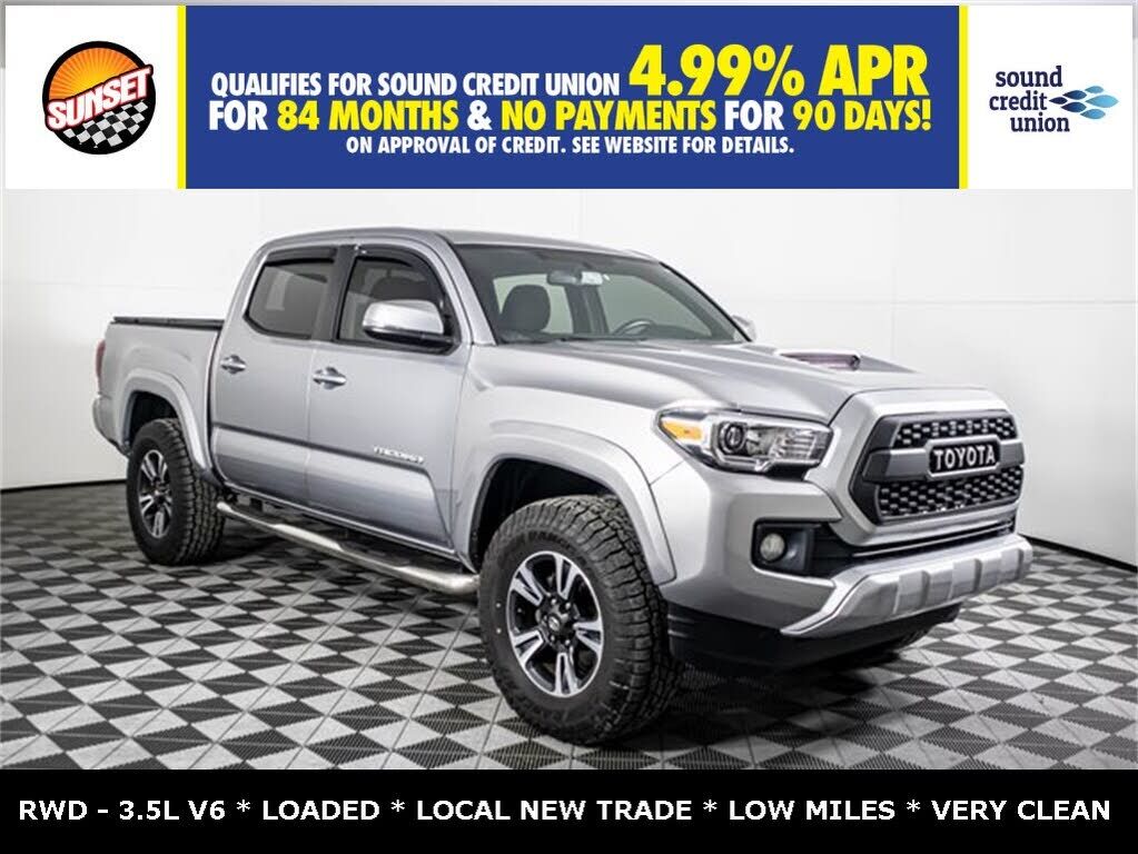 2017 TOYOTA Tacoma