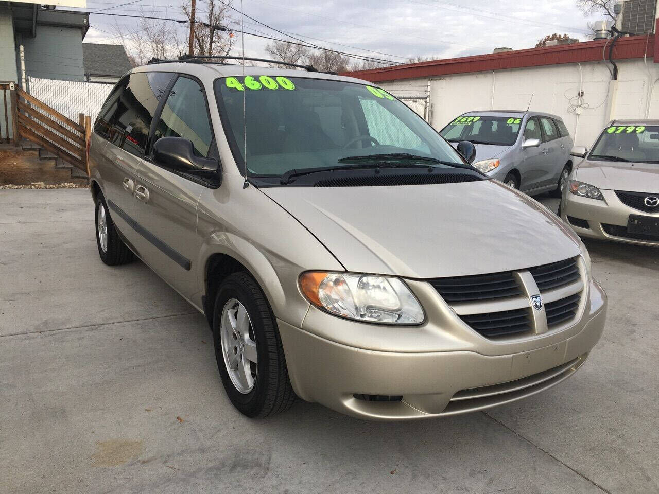 2005 DODGE Caravan