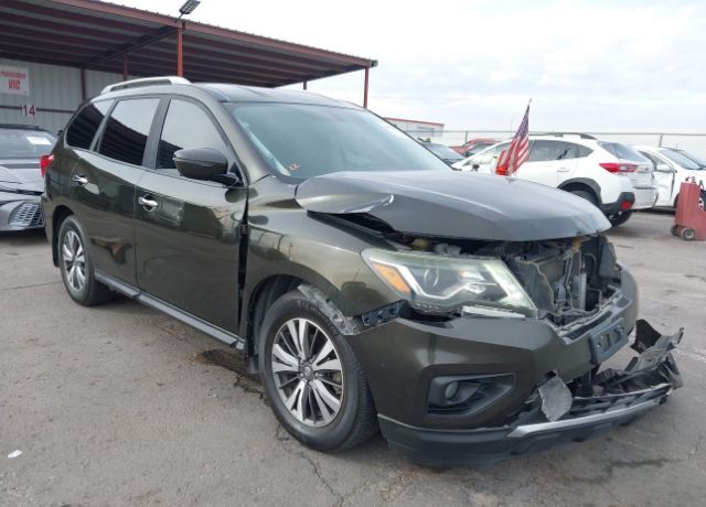 2017 NISSAN Pathfinder