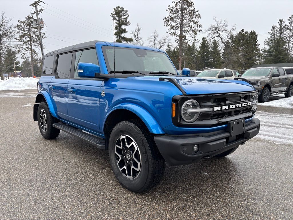 2023 FORD Bronco