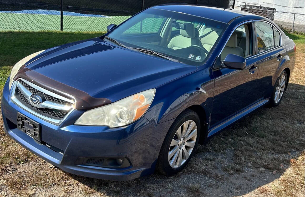 2011 SUBARU Legacy
