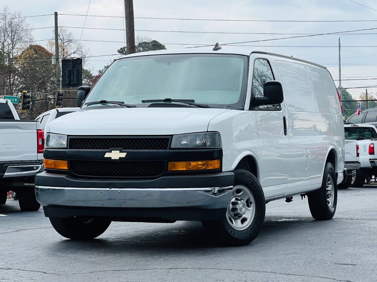 2019 CHEVROLET Express