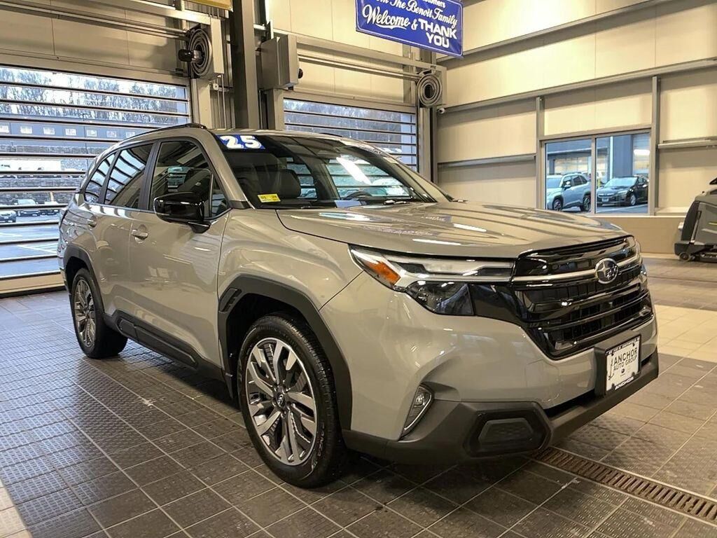 2025 SUBARU Forester