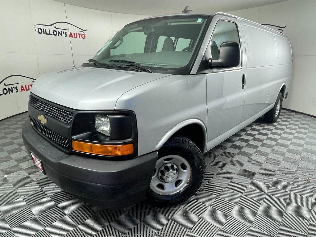 2017 CHEVROLET Express