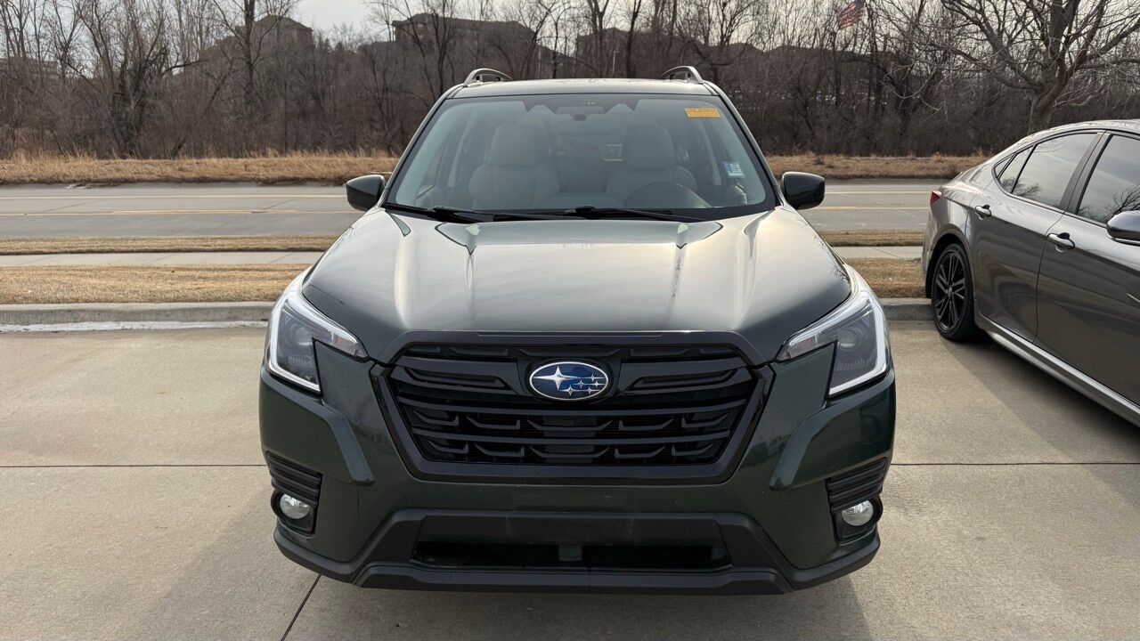 2023 SUBARU Forester
