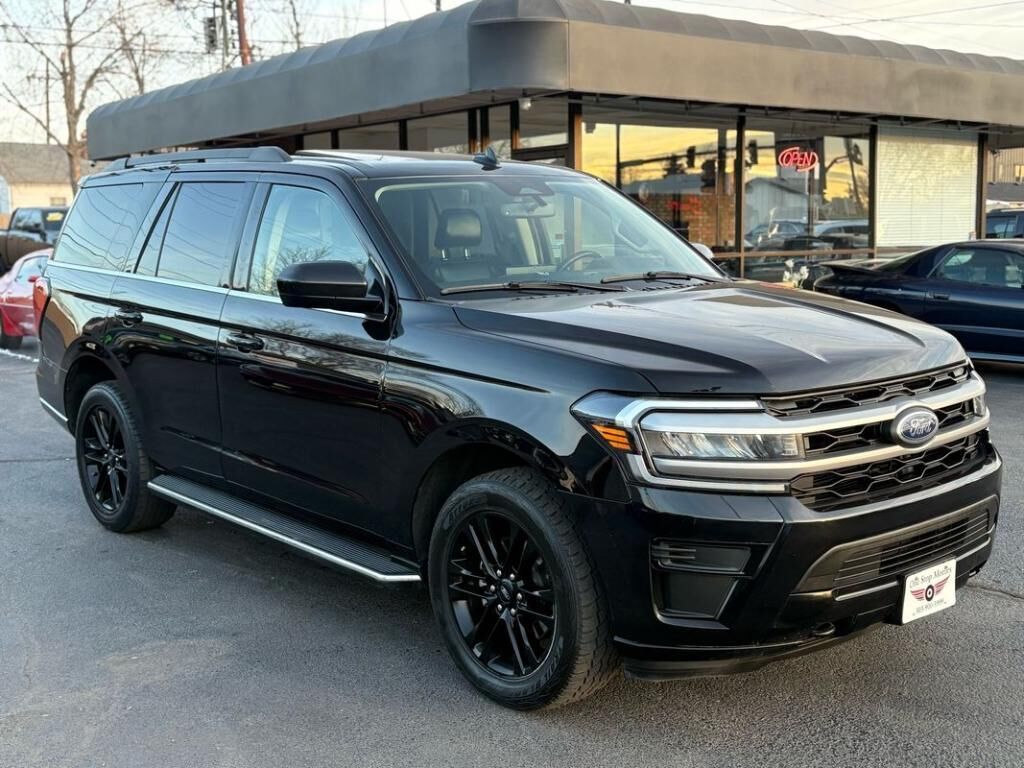2022 FORD Expedition