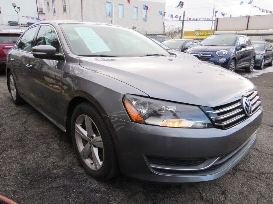 2015 VOLKSWAGEN Passat