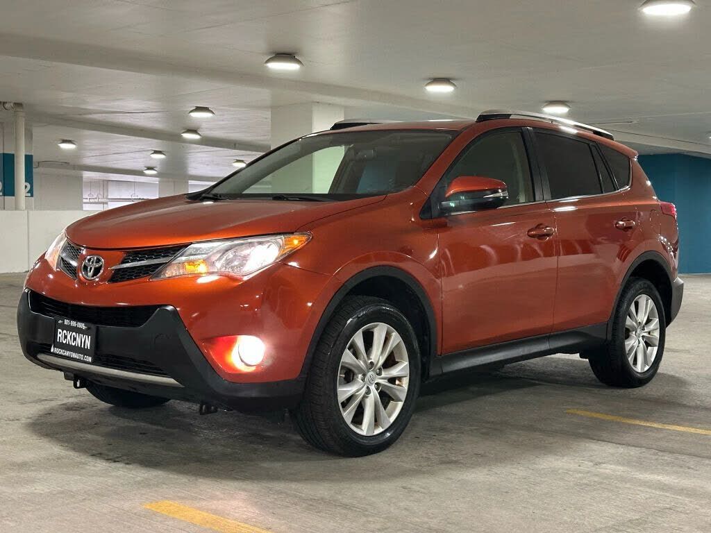 2015 TOYOTA RAV4