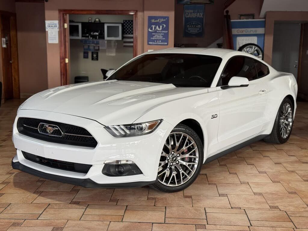 2015 FORD Mustang