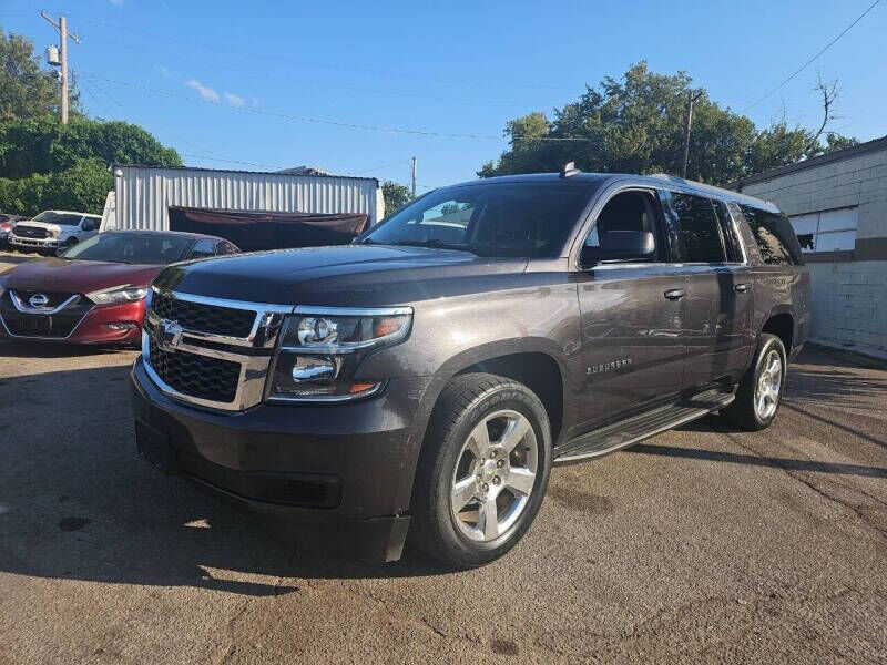 2016 CHEVROLET Suburban