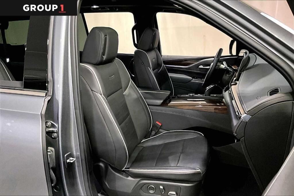 2021 CADILLAC Escalade