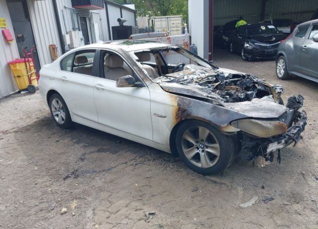 BMW 528i