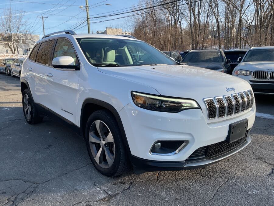 2020 JEEP Cherokee