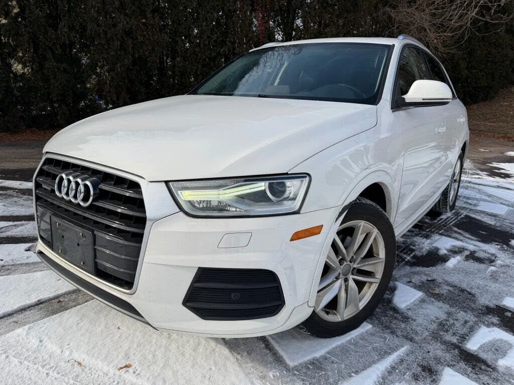 2016 AUDI Q3